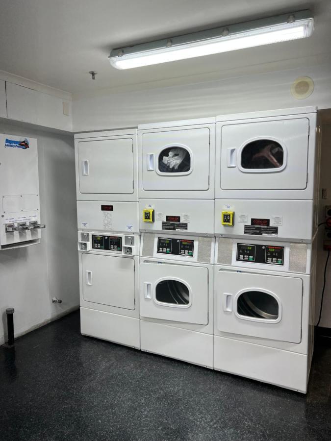 Prestige Hyde Park Studio Apartment シドニー エクステリア 写真