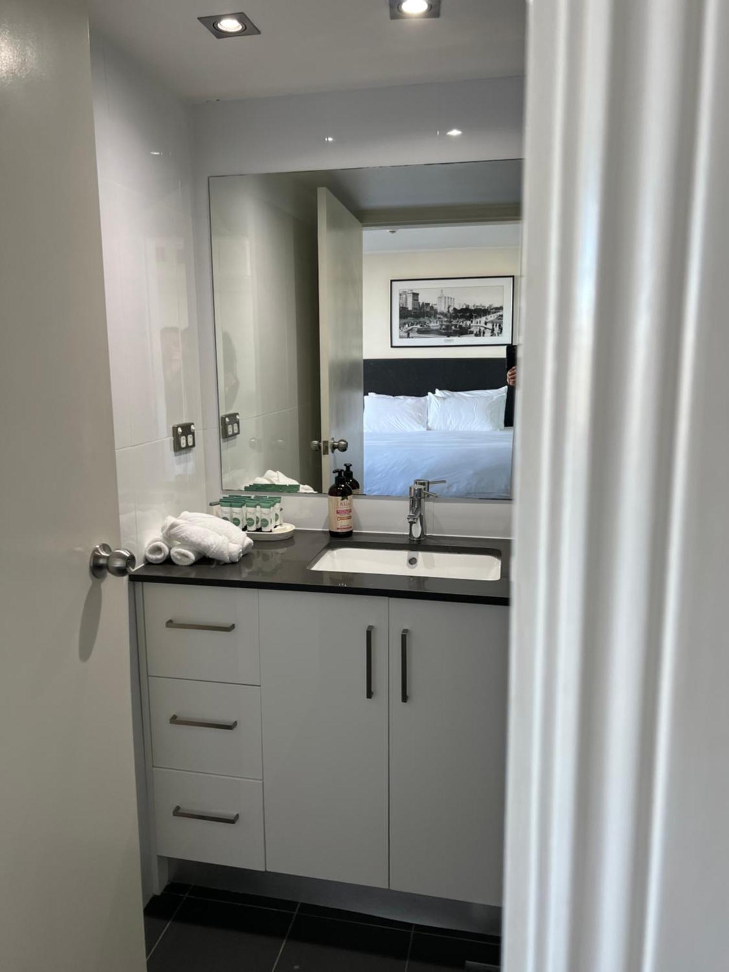 Prestige Hyde Park Studio Apartment シドニー エクステリア 写真